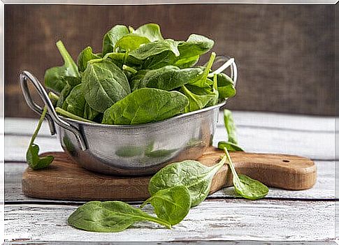 raw spinach