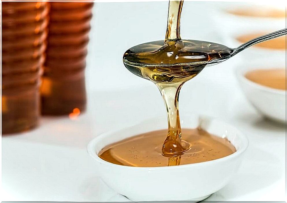 Healthy skin is obtained by using honey