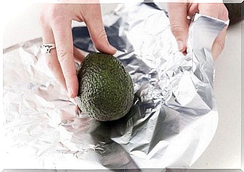 how to cook avocado in aluminum foil