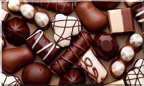 chocolate causes heartburn