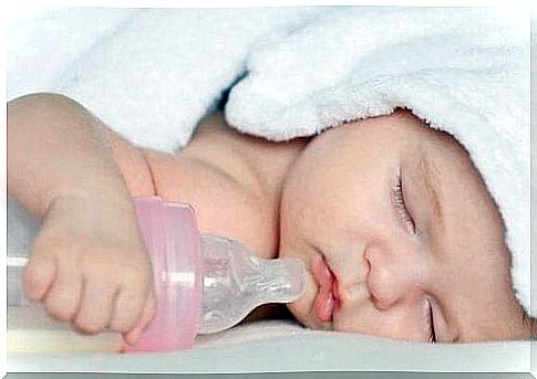 Are pacifiers and baby bottles harmful to the baby?