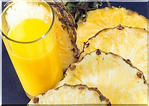 Cleanse your intestines with this digestive juice.