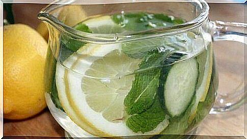 you can cleanse your body with lemon-ginger-throat water