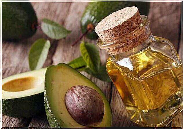 Enhance your appearance with avocado oil.