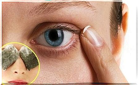 Fade dark eyelids with 5 natural treatments