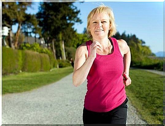 woman jogging