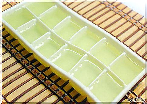 Store aloe vera in the freezer