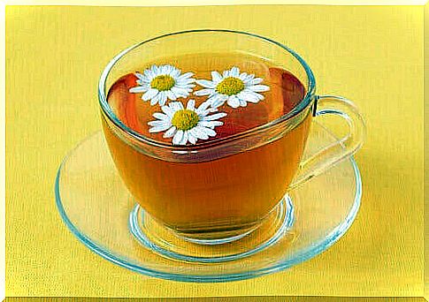 Treatment of hemorrhoids naturally with chamomile